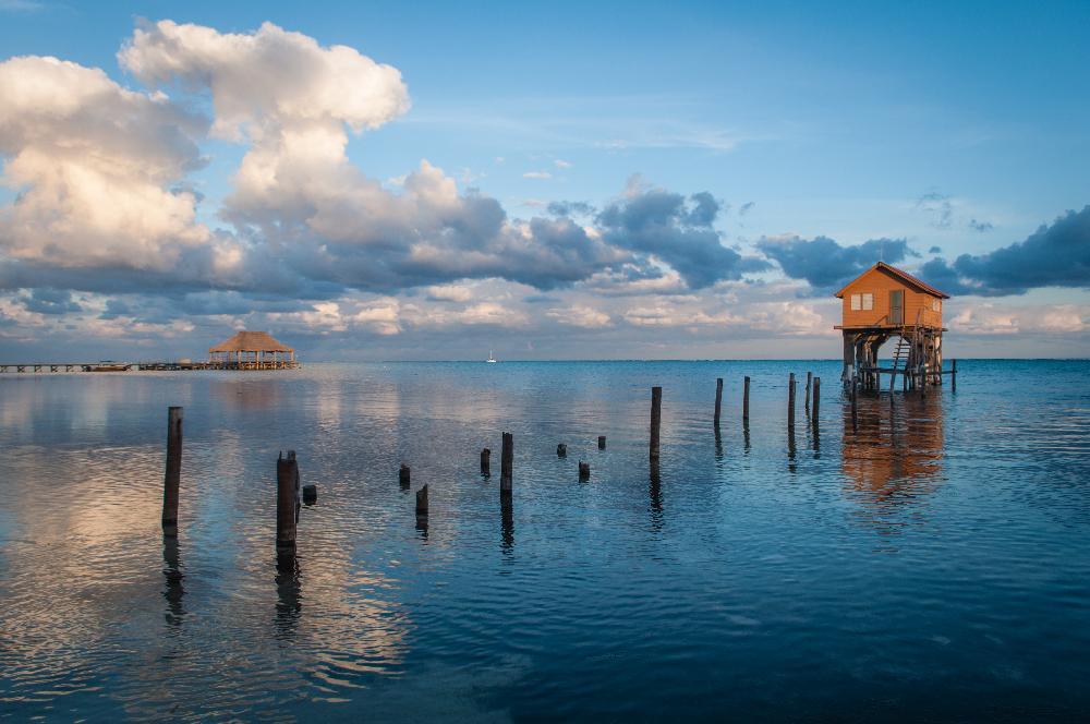 SALVADOR - BELIZE, DU PACIFIQUE AUX CARAÏBES