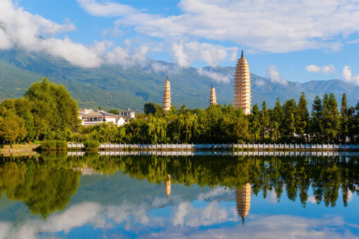 © Shutterstock - Meiqianbao Le Temple des Trois Pagodes