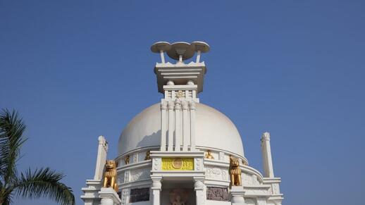 © Shutterstock - timeless studio La colline du Stupa de Dhauli