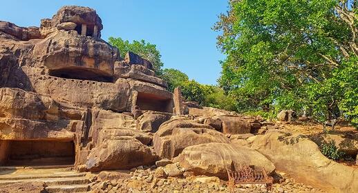 © IStock - Arindam Ghosh Les collines jumelles Khandagiri et Udaygiri