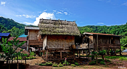 © Shutterstock - mortenrochssare Village Khamu