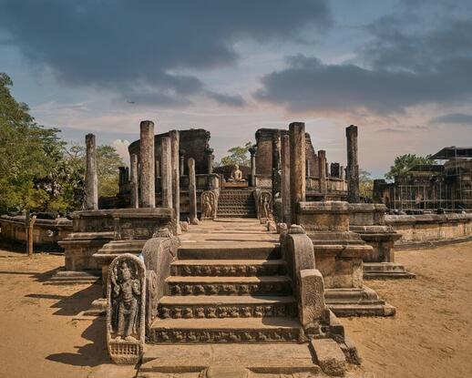 © Unsplash -  Birendra Padmaperuma Cité de Polonnaruwa