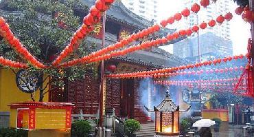 Visiter Le temple du Bouddha de Jade