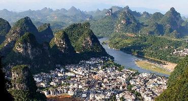 Visiter Survol de Yangshuo en montgolfière