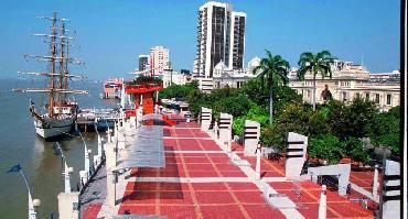 Visiter Malecon 2000