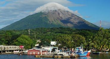 Lacs et volcans du Nicaragua avec chauffeur