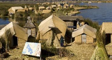 Visiter Iles Uros et Titinos