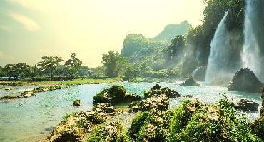 Visiter Grottes Nguom Ngao et chutes de Ban Gioc