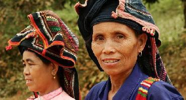 Visiter Villages et ethnies minoritaires Hmong et Thai Dam