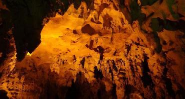 Visiter Grottes de Loltun